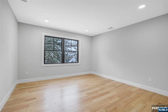 166 Forest Road, Glen Rock, NJ 07452