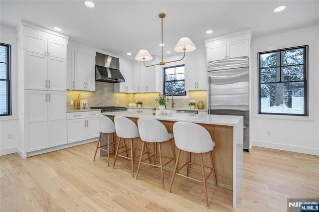 166 Forest Road, Glen Rock, NJ 07452