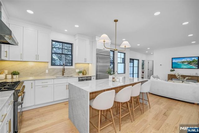 166 Forest Road, Glen Rock, NJ 07452