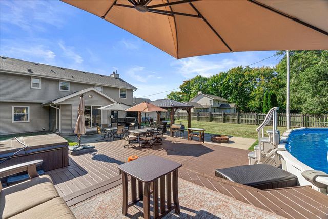 9280 N Port Washington ROAD, Bayside, WI 53217