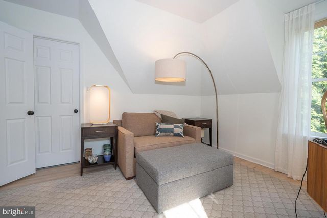945 LAFAYETTE RD, Bryn Mawr, PA 19010