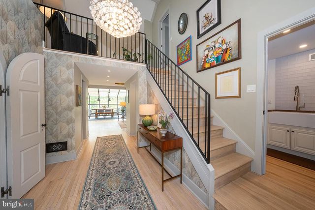945 LAFAYETTE RD, Bryn Mawr, PA 19010