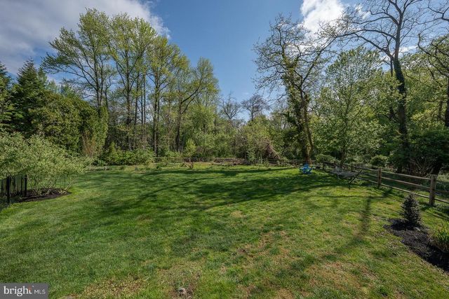 945 LAFAYETTE RD, Bryn Mawr, PA 19010