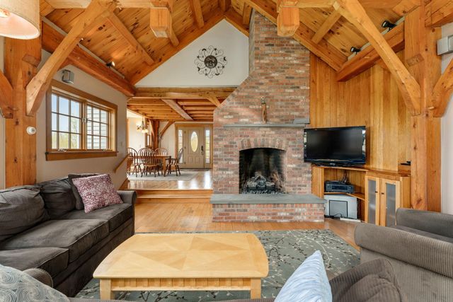 741 Cider Mountain Road, Warren, VT 05674