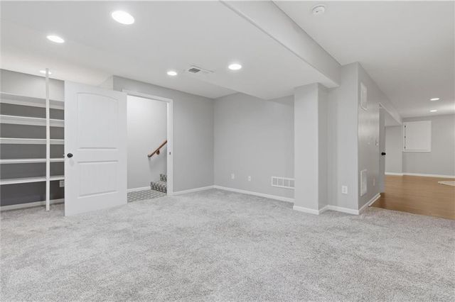 13335 N Bedford Falls Drive, Platte City, MO 64079