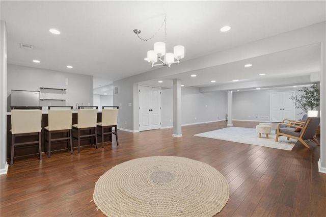 13335 N Bedford Falls Drive, Platte City, MO 64079