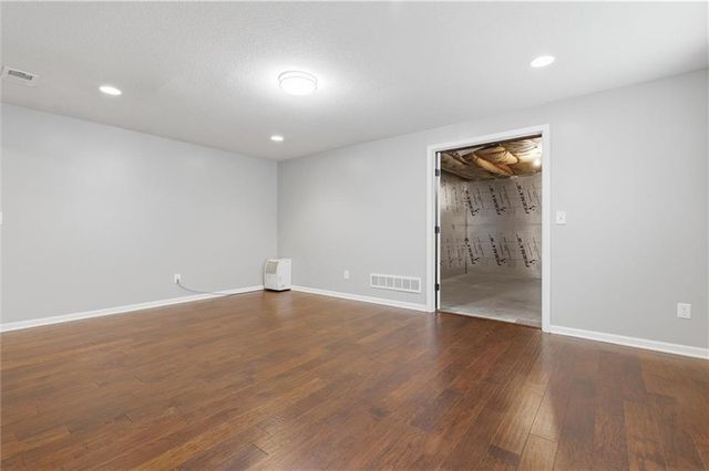 13335 N Bedford Falls Drive, Platte City, MO 64079