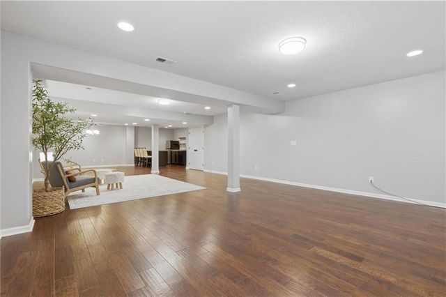 13335 N Bedford Falls Drive, Platte City, MO 64079