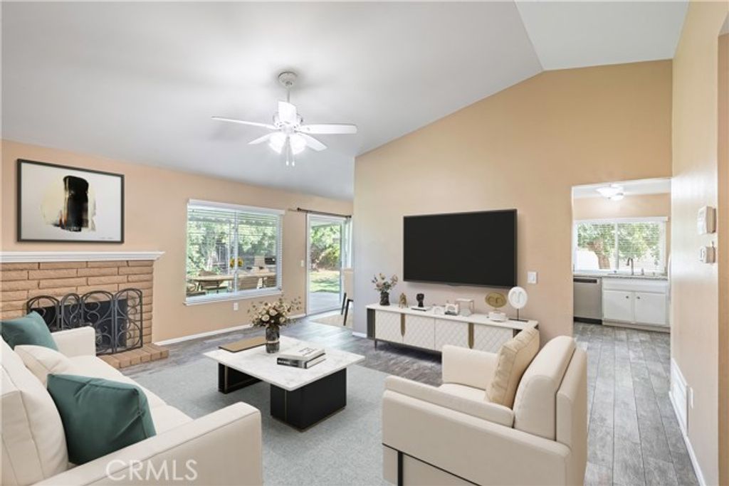 2415 Peppertree, Riverside, CA 92506