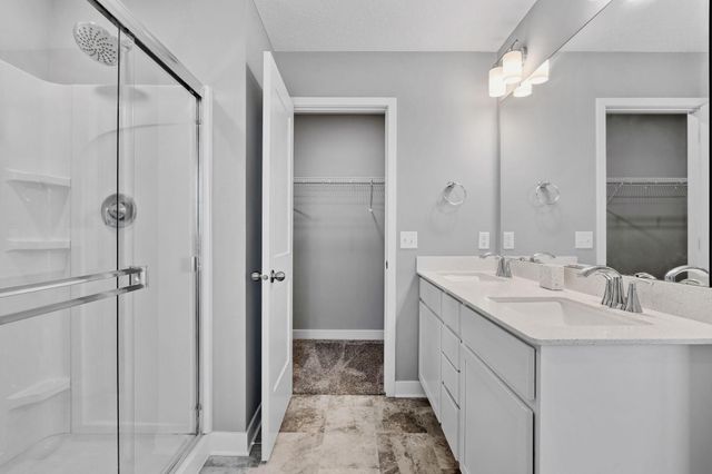 2107 Balsam Way, Hugo, MN 55038