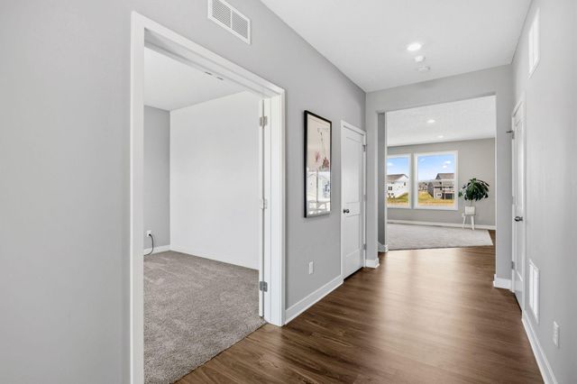 2107 Balsam Way, Hugo, MN 55038