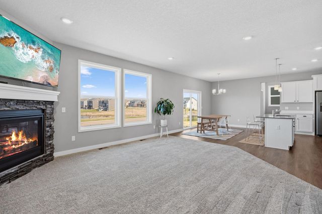 2107 Balsam Way, Hugo, MN 55038