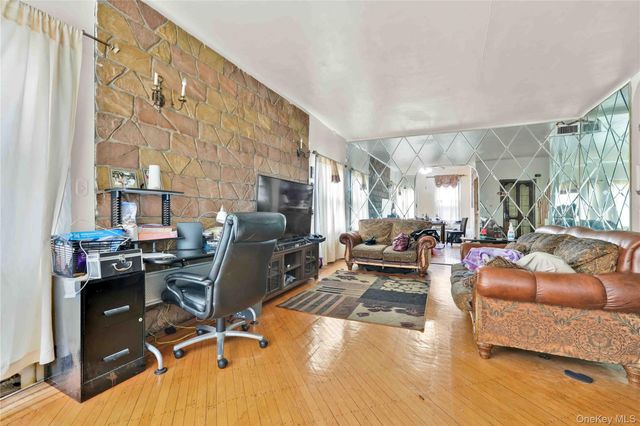 224 E 55th Street, Brooklyn, NY 11203