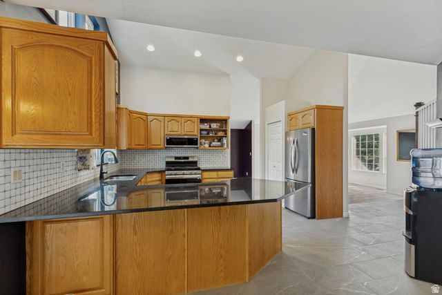 4207 S SKYLINE DR, Ogden, UT 84403