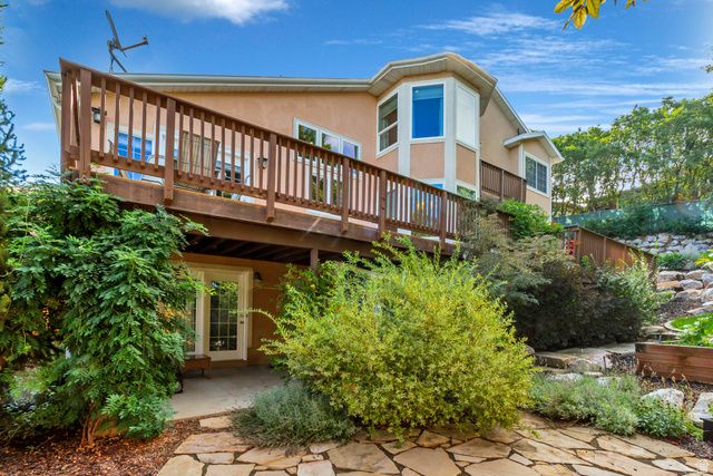 4207 S SKYLINE DR, Ogden, UT 84403