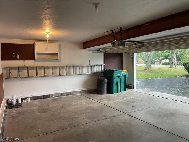 2800 Hillside Road, Seven Hills, OH 44131