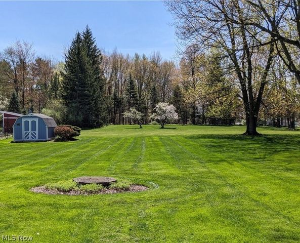 2800 Hillside Road, Seven Hills, OH 44131