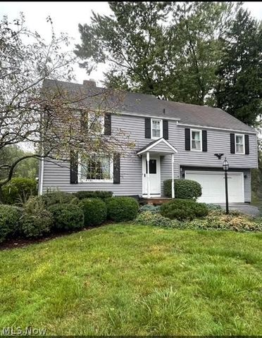 2800 Hillside Road, Seven Hills, OH 44131