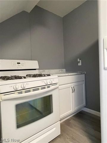 2800 Hillside Road, Seven Hills, OH 44131