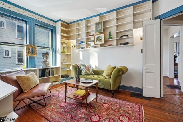 200 Inwood Ave, Montclair Twp., NJ 07043