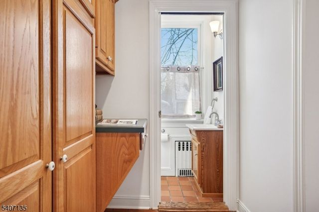 200 Inwood Ave, Montclair Twp., NJ 07043