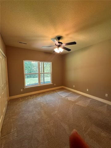17 Miller Drive, Bella Vista, AR 72715
