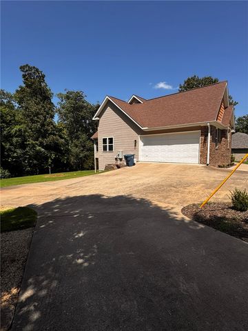 17 Miller Drive, Bella Vista, AR 72715