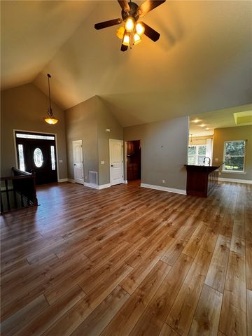 17 Miller Drive, Bella Vista, AR 72715