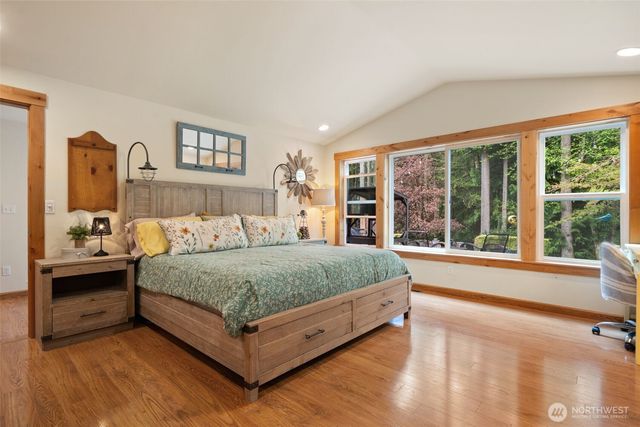 20623 Mainland View Place NE, Suquamish, WA 98392