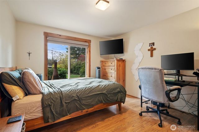 20623 Mainland View Place NE, Suquamish, WA 98392