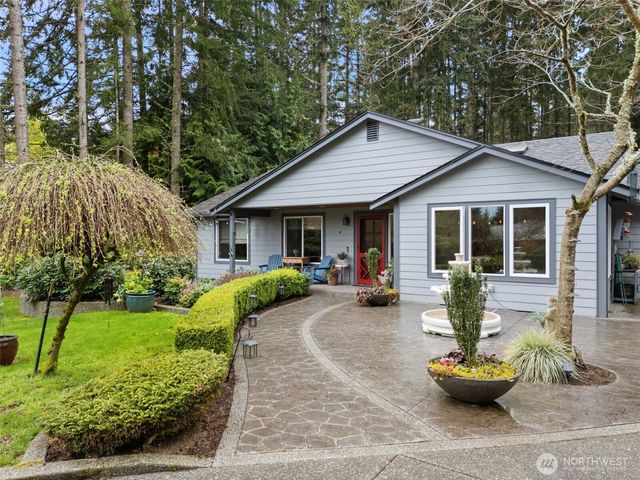 20623 Mainland View Place NE, Suquamish, WA 98392