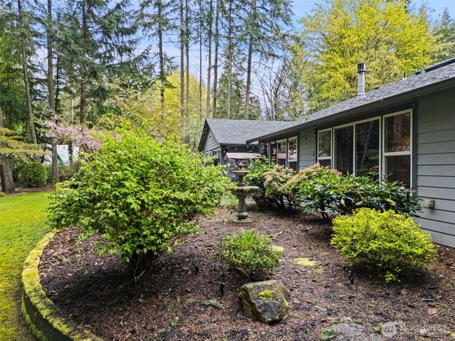 20623 Mainland View Place NE, Suquamish, WA 98392