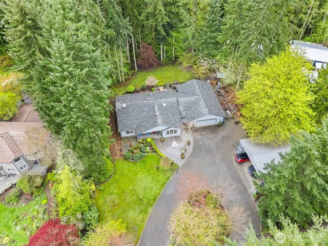 20623 Mainland View Place NE, Suquamish, WA 98392
