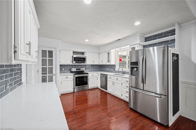 7508 meadowgreen Court, Tobaccoville, NC 27050