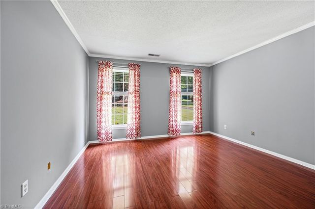 7508 meadowgreen Court, Tobaccoville, NC 27050