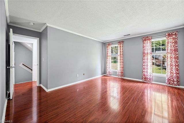 7508 meadowgreen Court, Tobaccoville, NC 27050