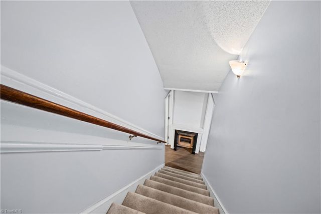 7508 meadowgreen Court, Tobaccoville, NC 27050
