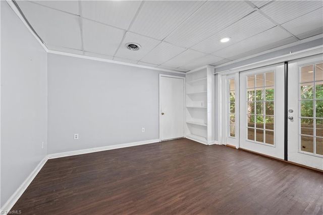 7508 meadowgreen Court, Tobaccoville, NC 27050