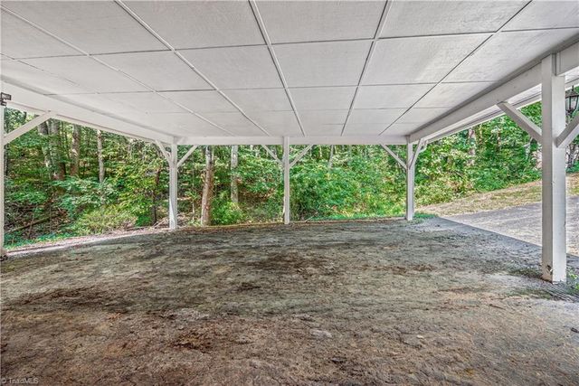 7508 meadowgreen Court, Tobaccoville, NC 27050
