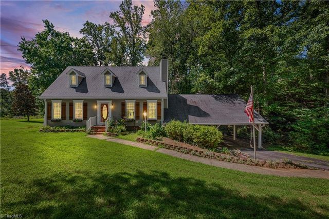 7508 meadowgreen Court, Tobaccoville, NC 27050