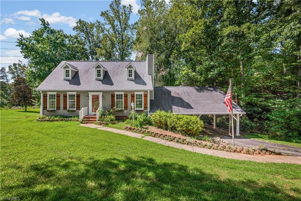 7508 meadowgreen Court, Tobaccoville, NC 27050