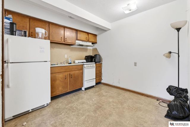1014 N 48th Avenue, Omaha, NE 68132