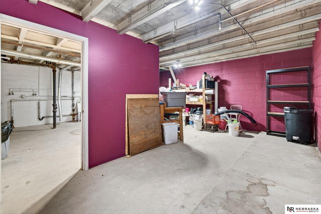 1014 N 48th Avenue, Omaha, NE 68132
