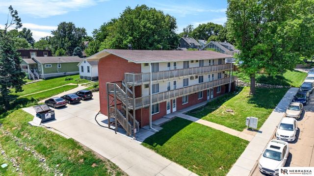 1014 N 48th Avenue, Omaha, NE 68132