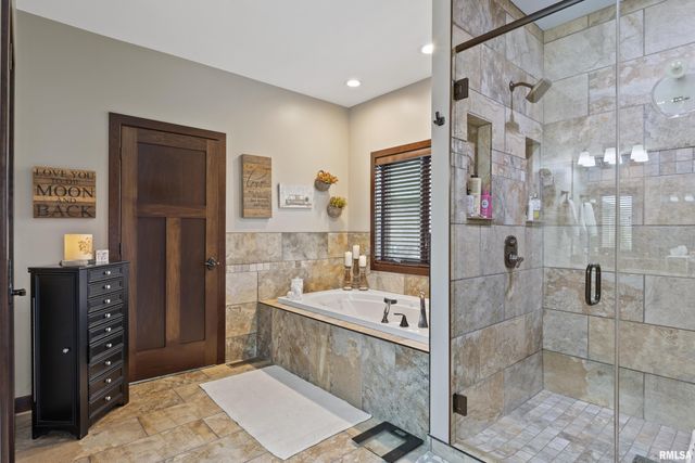 4311 BRYANT Drive, Quincy, IL 62305