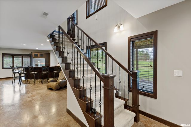 4311 BRYANT Drive, Quincy, IL 62305