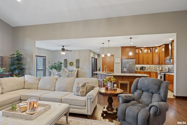 4311 BRYANT Drive, Quincy, IL 62305