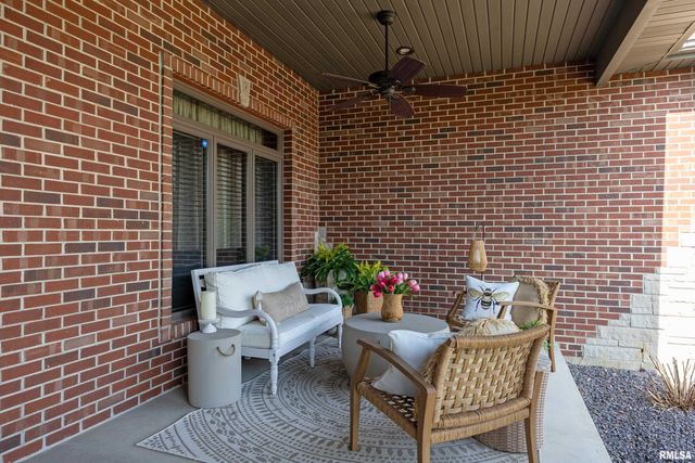 4311 BRYANT Drive, Quincy, IL 62305