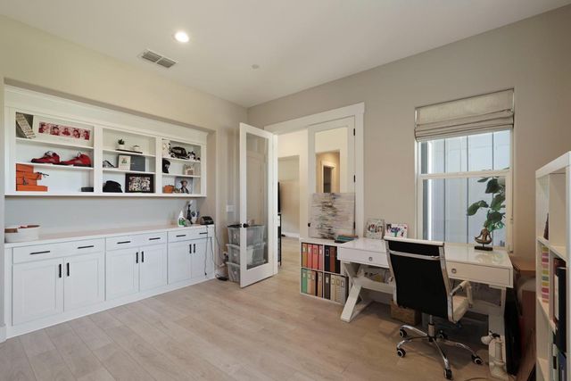 2573 Feathermint Ln, Turlock, CA 95382