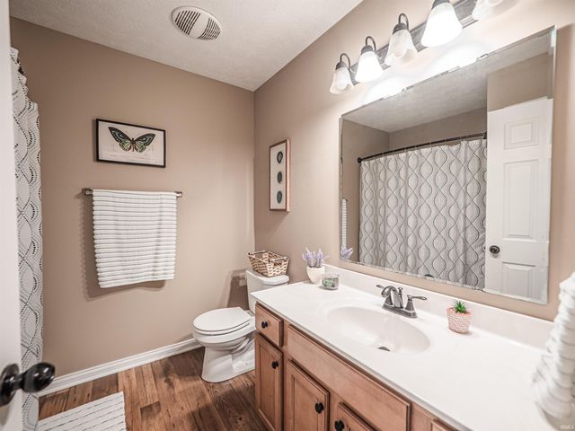 13010 Mattison Court, Evansville, IN 47725